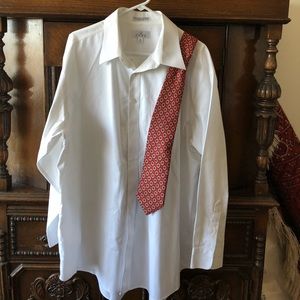 ENRO Men’s dress shirt.